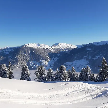 Denise Apartment Fuegen